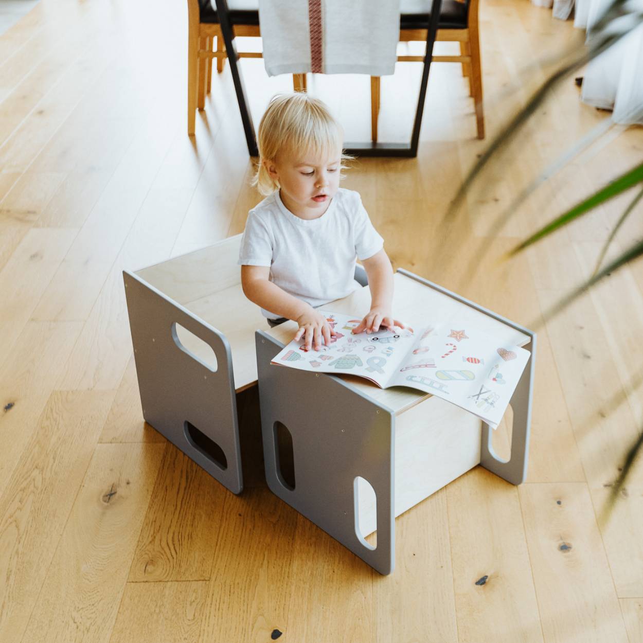 ZigZag House and Cube chair set bundle with 20% OFF