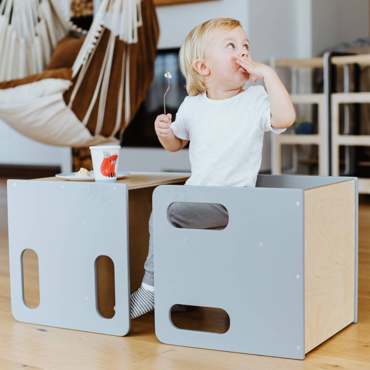 ZigZag House and Cube chair set bundle with 20% OFF